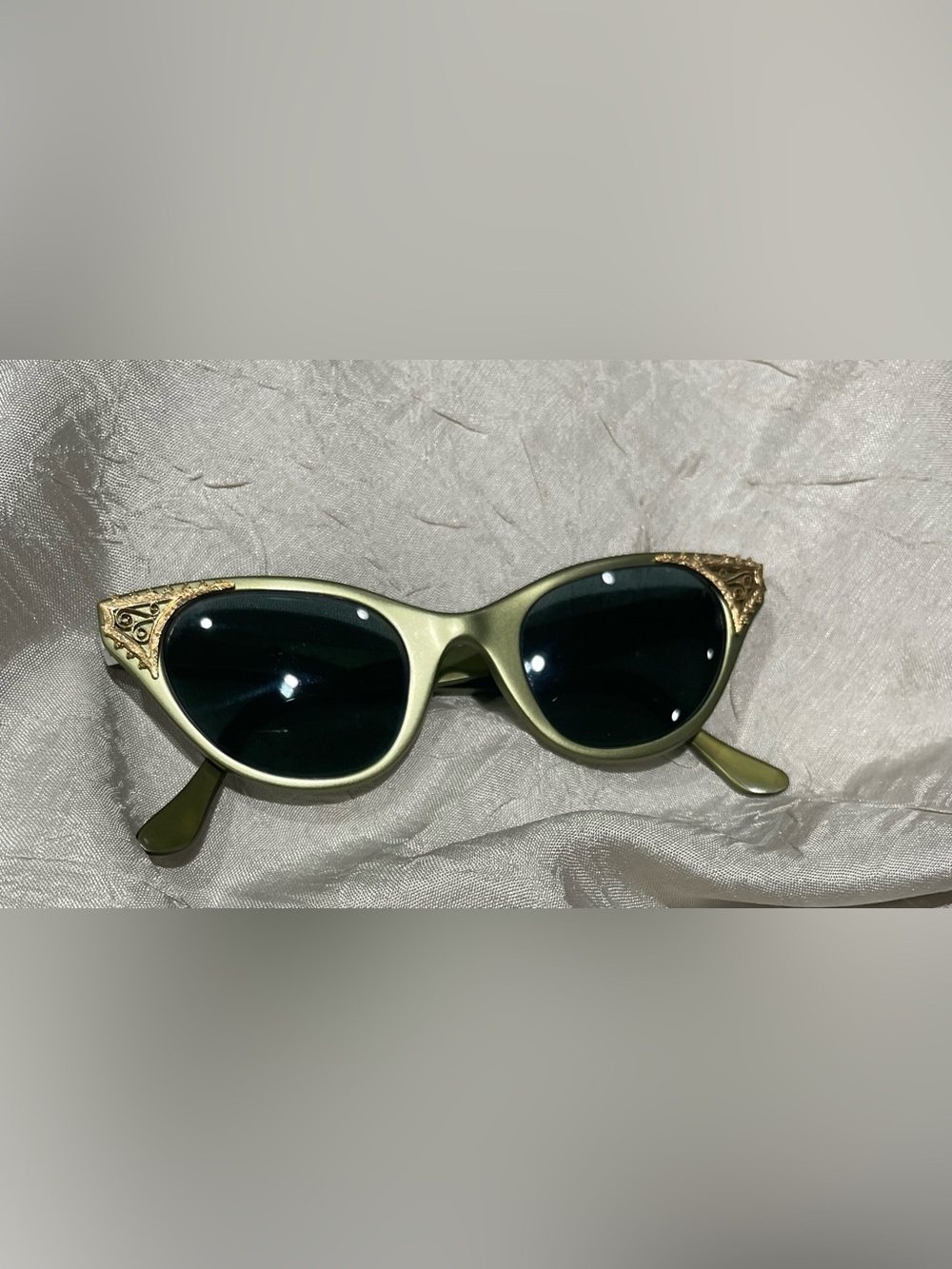 Tura PATD 200 Cat Eye Olive/Sage Green Women’s Sunglasses